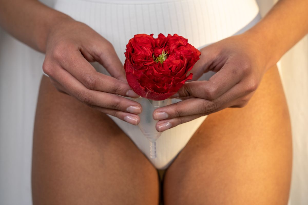 Co pomáhá na menstruační bolesti?